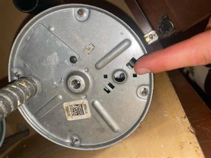 How do I reset my electronic Monopoly card?