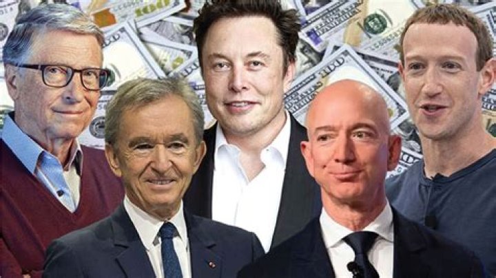 Who was the richest person in 2015?